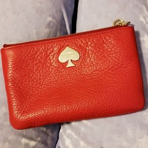 Small leather kate spade wallet ♠️
